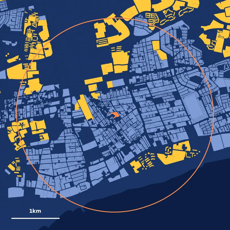 Map of homes within 2km of Haig Girls’ School: HDB plots in yellow, private plots in blue