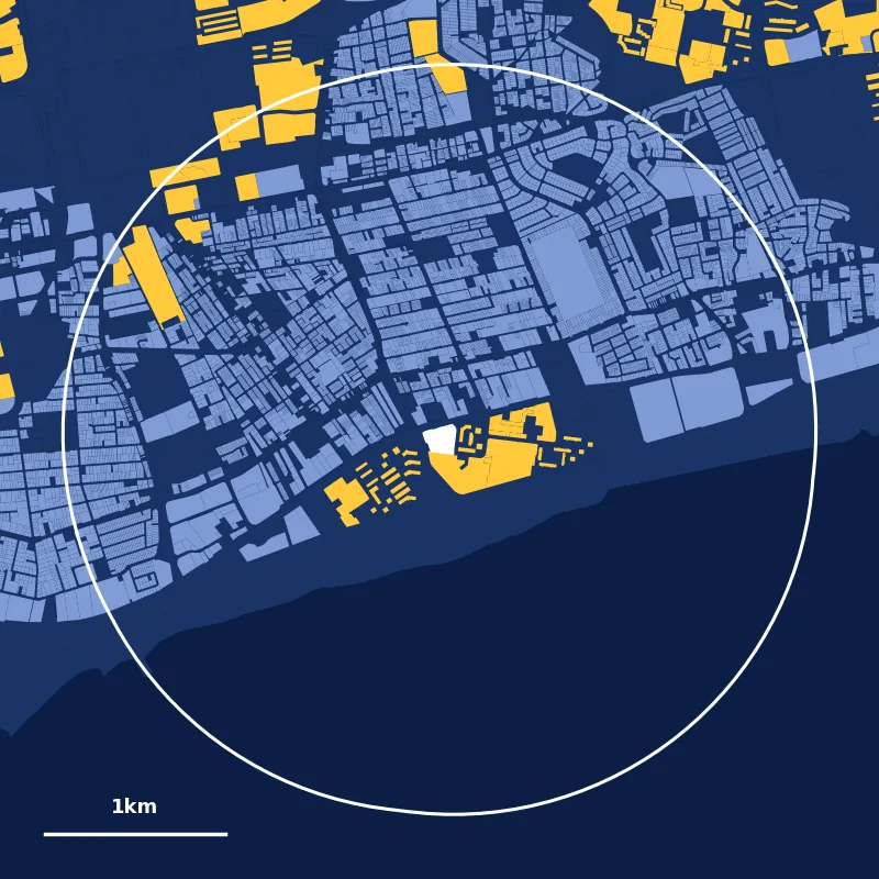 Map of homes within 2km of Tao Nan School: HDB plots in yellow, private plots in blue